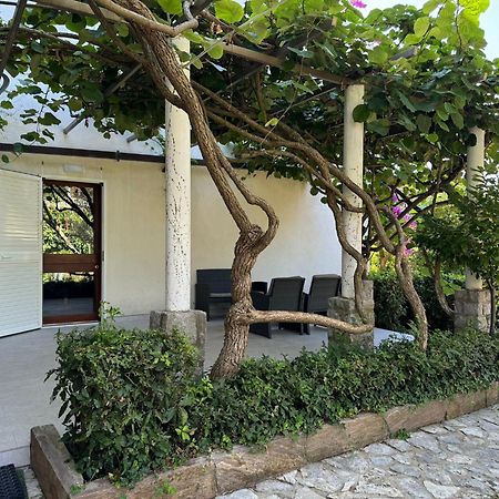 Apartman Kucer Krk Town Exterior foto